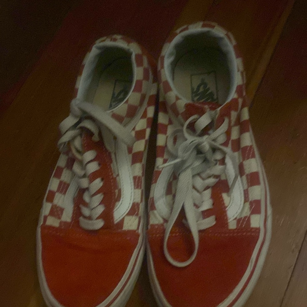 red and white checkered vans size 8
